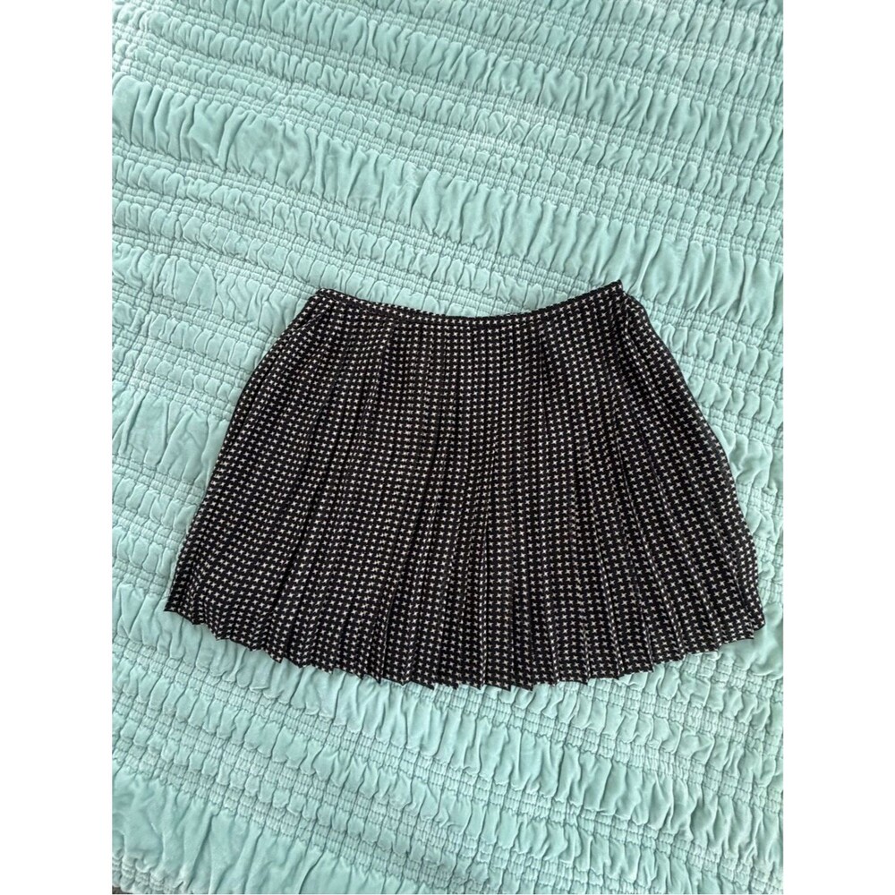 Madewell Pleated Black Mini Skirt with White Dot Pattern-4